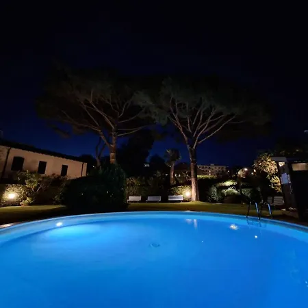 House - Piscina Parcheggio E * Санремо